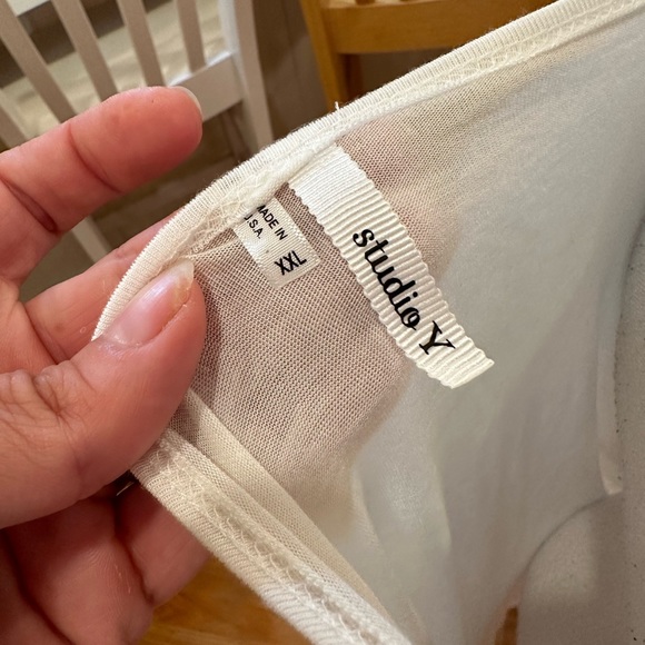 💜 5 for $25 or 3 for $18 Cato white sequin short sleeve blouse - Picture 6 of 7